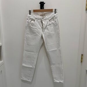 AMO White Ankle Cropped Jeans